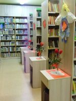 regały biblioteczne